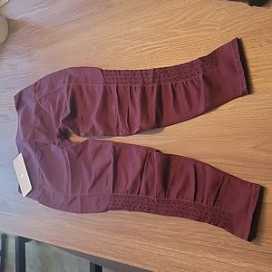 NEW Fabletics Leggings